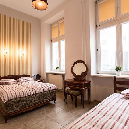 Puffa Hostel Lux Warsaw Ngoại thất bức ảnh